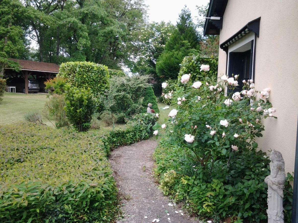 Les Cabanes De Rouffignac Villa Exterior foto