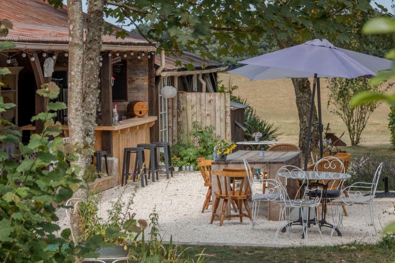 Les Cabanes De Rouffignac Villa Exterior foto